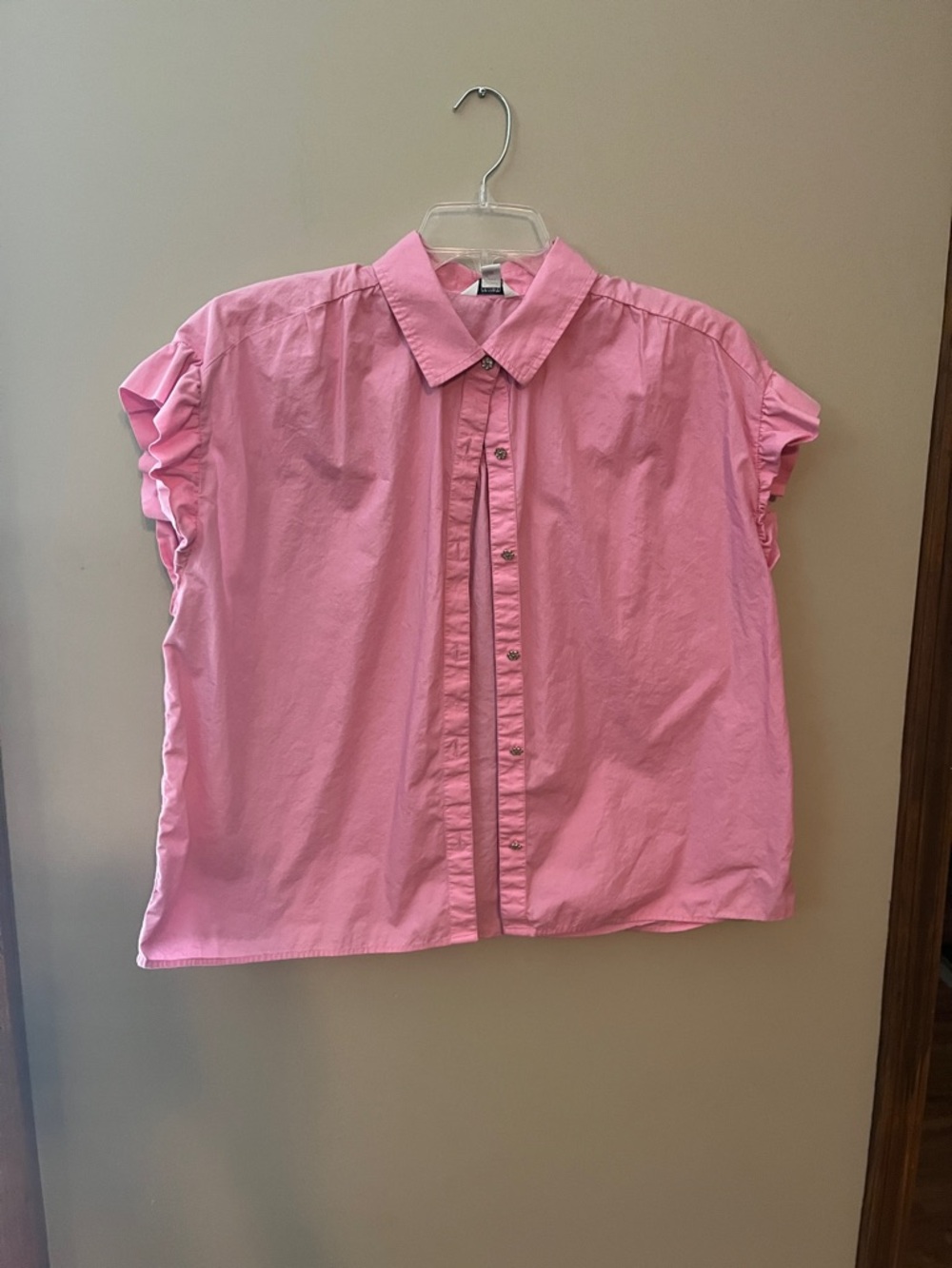 crown & ivy Pink Short Sleeve Button Front Shirt